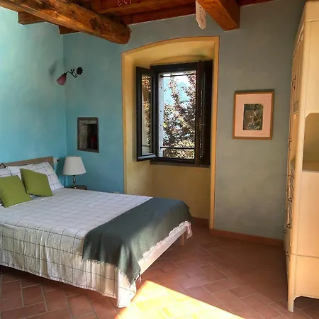 Casa Dei Fiori ベッド・アンド・ブレックファスト 3*